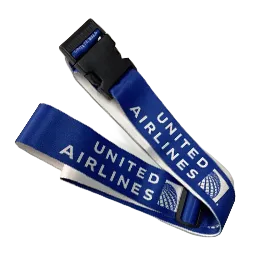 Cinta para mala de viagem personalizada em poliéster azul, com fecho ajustável e impressão da marca para identificação de bagagens.