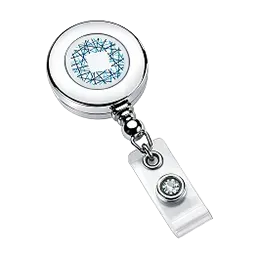 Ioiô retrátil personalizado para crachá, com acabamento cromado, corrente metálica e presilha transparente para identificação profissional.